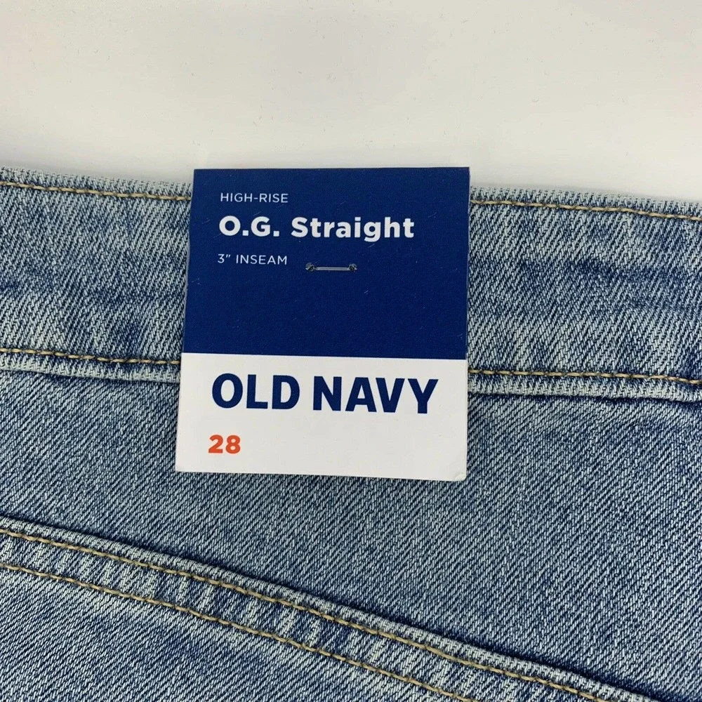 Old Navy High-Waisted O.G. Straight Ripped Cut-Off Shorts Plus Sz 28 Medium Wash - Picture 6 of 10
